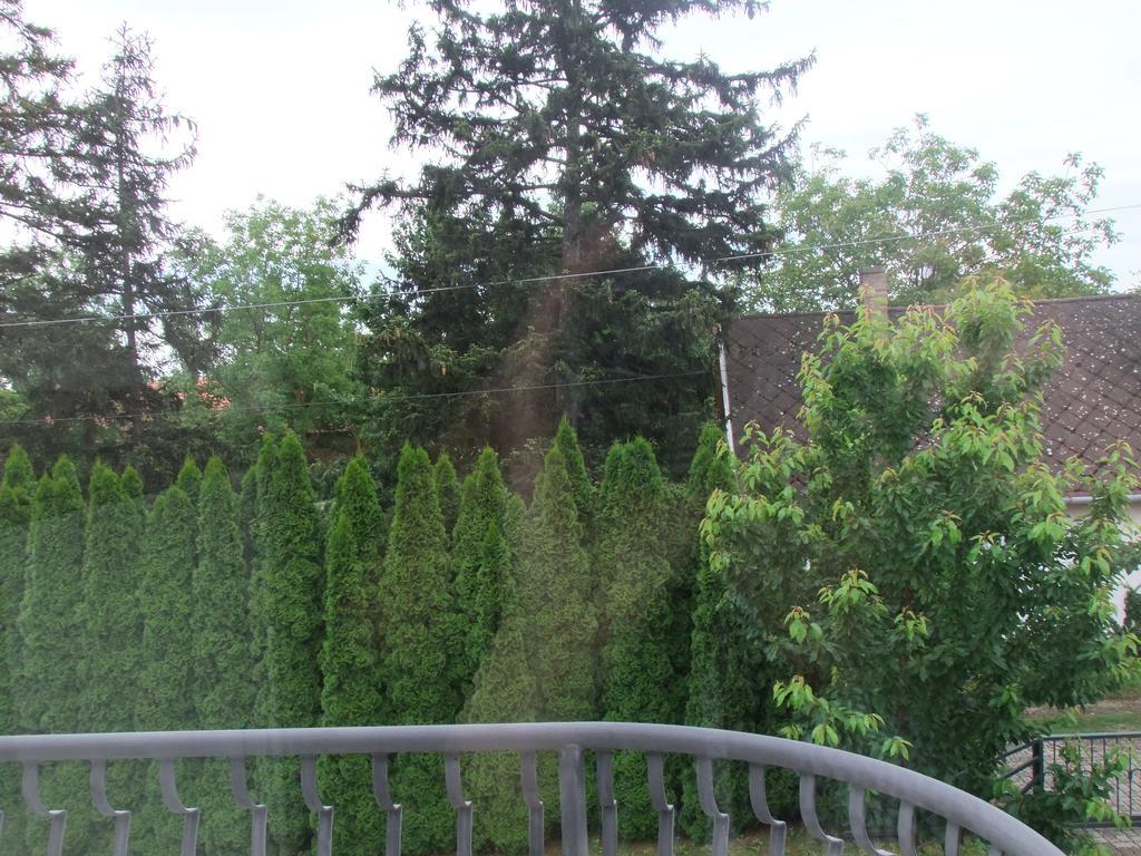 Levente Apartman Balatongyörök Zewnętrze zdjęcie